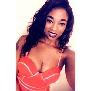 Meet your Posher, Ronnisha